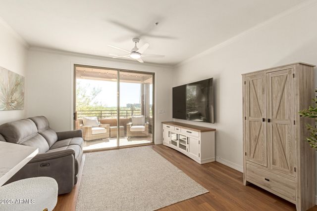 20100 N 78TH Place 2083, Scottsdale, AZ 85255