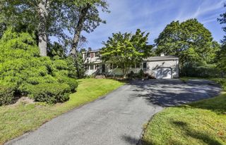 45 Arakelian Drive, Billerica, MA 01821