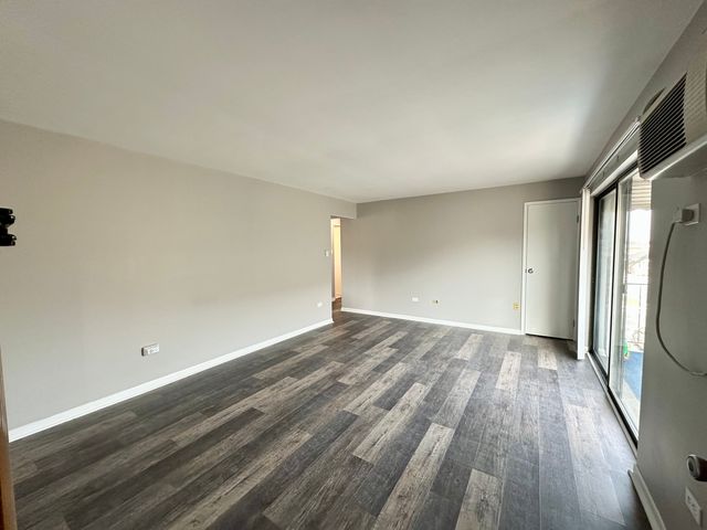 6334 W 65th Street 3N, Chicago, IL 60638