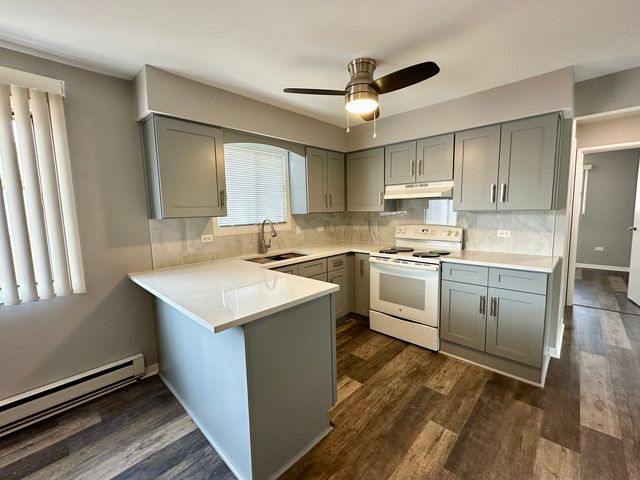 6334 W 65th Street 3N, Chicago, IL 60638