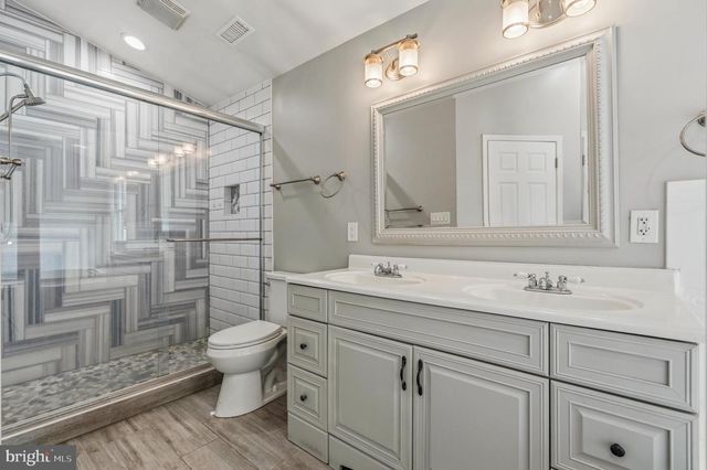 14707 DUNBAR LN, Woodbridge, VA 22193