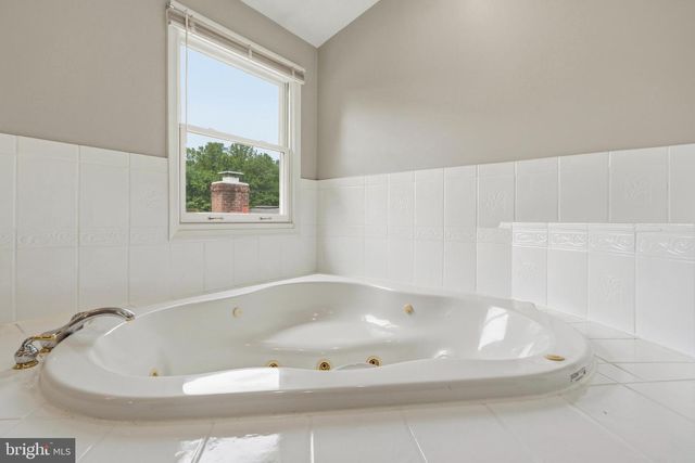 14707 DUNBAR LN, Woodbridge, VA 22193