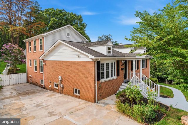 14707 DUNBAR LN, Woodbridge, VA 22193