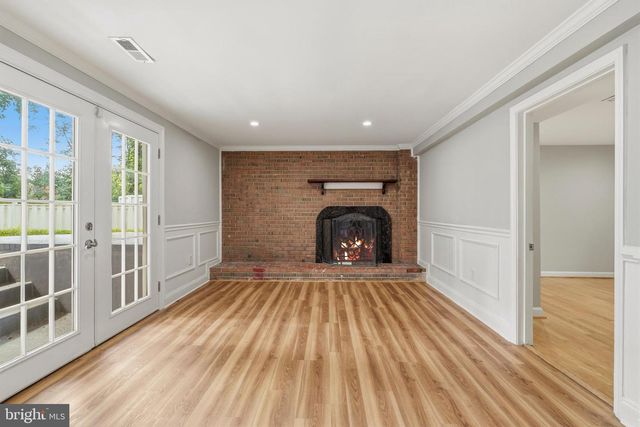 14707 DUNBAR LN, Woodbridge, VA 22193