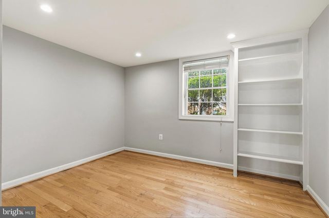 14707 DUNBAR LN, Woodbridge, VA 22193