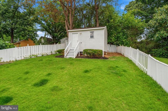 14707 DUNBAR LN, Woodbridge, VA 22193