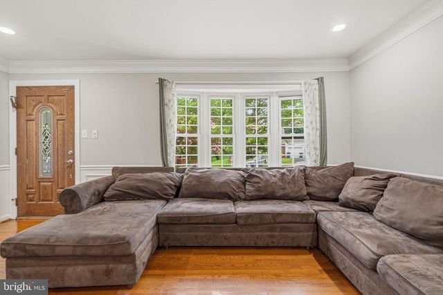 14707 DUNBAR LN, Woodbridge, VA 22193