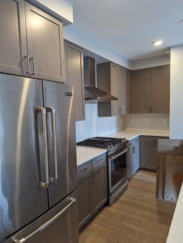 1650 Commonwealth Avenue 304, Boston, MA 02135