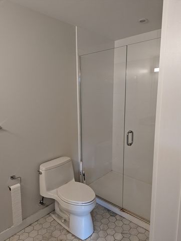 1650 Commonwealth Avenue 304, Boston, MA 02135