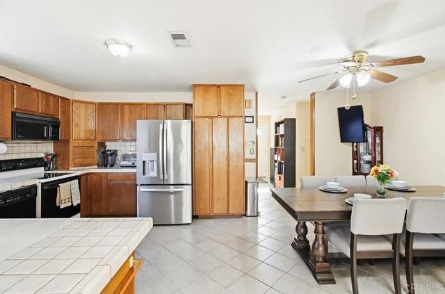 8672 Aquarius Dr, San Diego, CA 92126