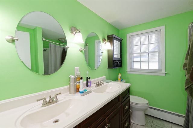 799 Franklin St, Worcester, MA 01604