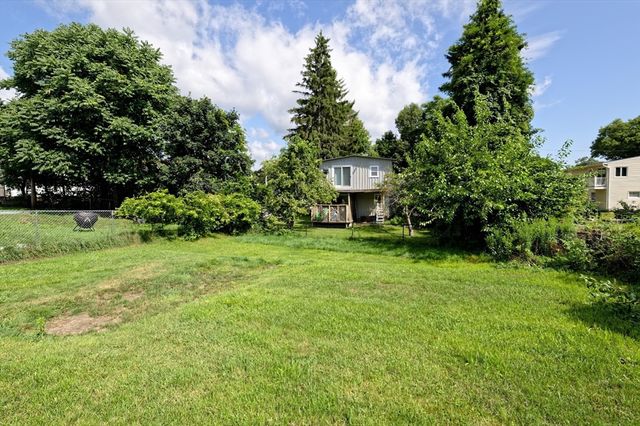 799 Franklin St, Worcester, MA 01604