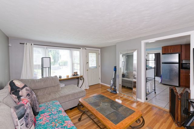 799 Franklin St, Worcester, MA 01604