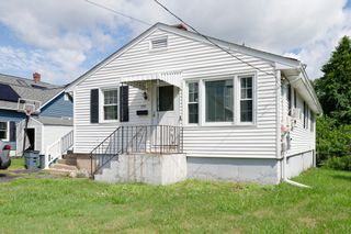 799 Franklin St, Worcester, MA 01604