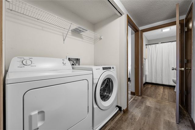 930B Boston Way 2, Coralville, IA 52241