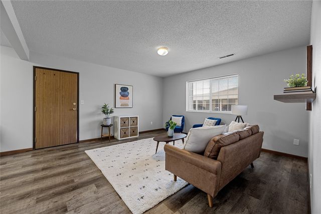 930B Boston Way 2, Coralville, IA 52241