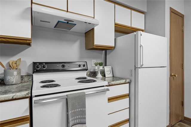 930B Boston Way 2, Coralville, IA 52241