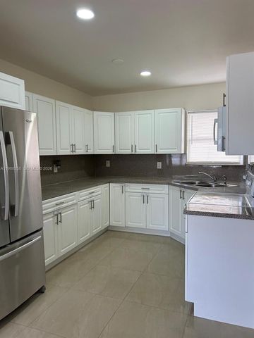 3310 NW 171st St, Miami Gardens, FL 33056