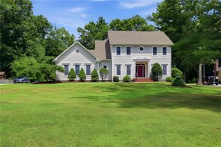3 Connor Lane, Barrington, RI 02806