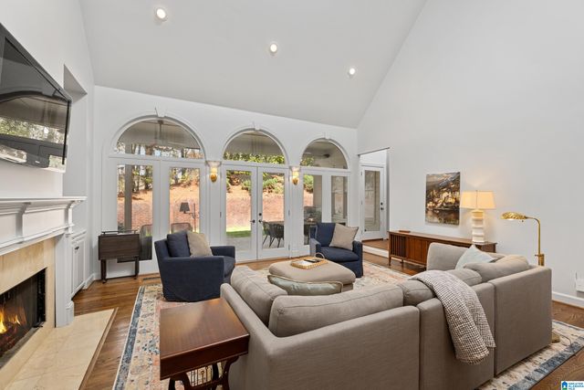 1304 BUCKHEAD WAY, Vestavia Hills, AL 35216