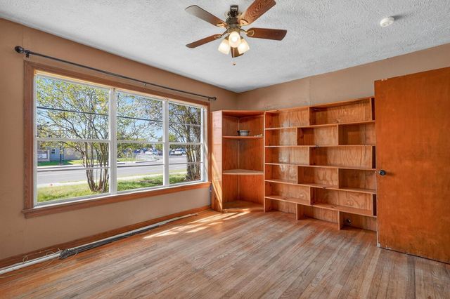 600 E William J Bryan Parkway, Bryan, TX 77803