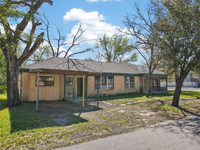600 E William J Bryan Parkway, Bryan, TX 77803