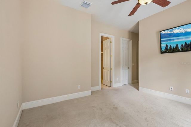 6102 S HAMPSHIRE CT, Windermere, FL 34786