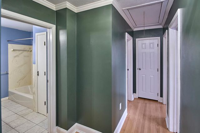 121 Honeysuckle Lane, Huntington, WV 25701