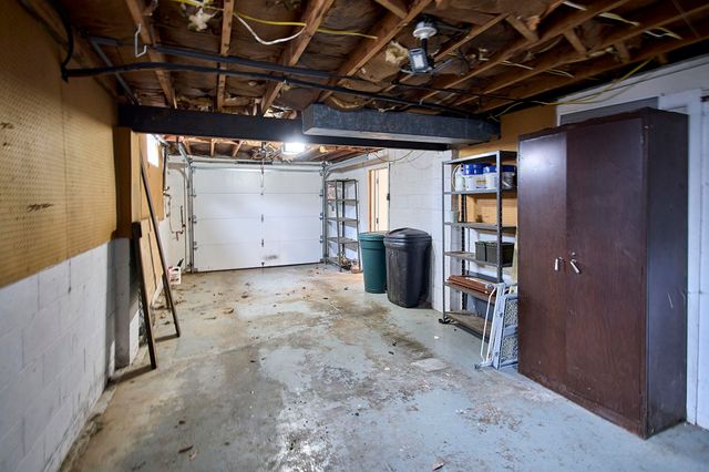 121 Honeysuckle Lane, Huntington, WV 25701