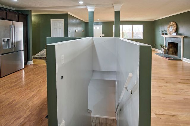 121 Honeysuckle Lane, Huntington, WV 25701