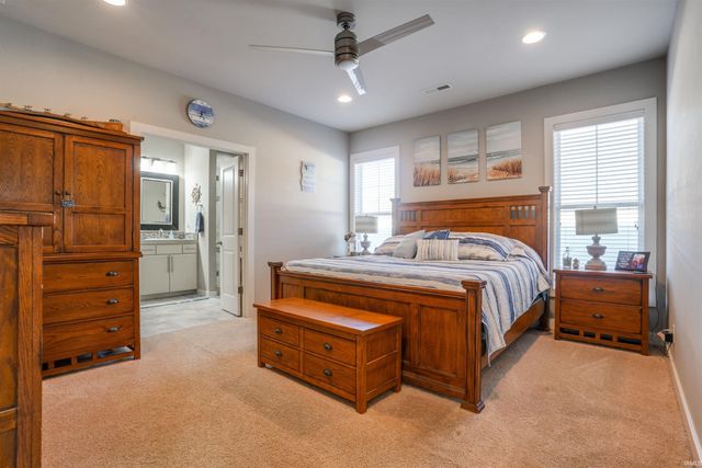 836 Groveview Court, Evansville, IN 47711