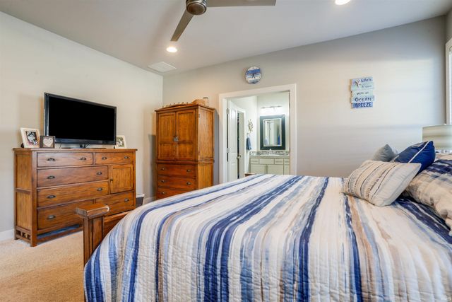 836 Groveview Court, Evansville, IN 47711