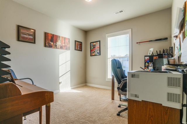 836 Groveview Court, Evansville, IN 47711