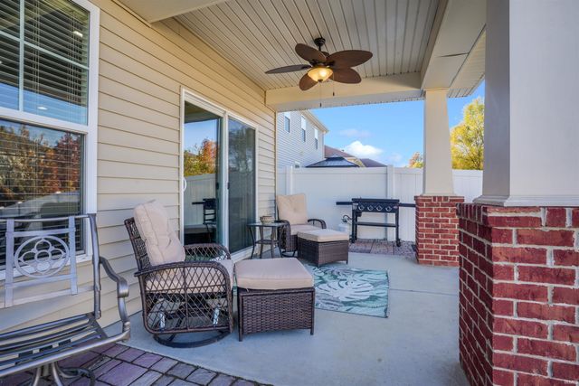 836 Groveview Court, Evansville, IN 47711