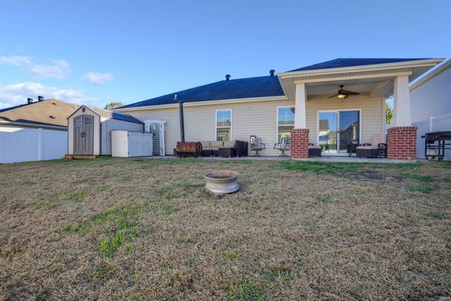 836 Groveview Court, Evansville, IN 47711