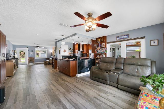 6816 NW 28th Terrace, Fort Lauderdale, FL 33309