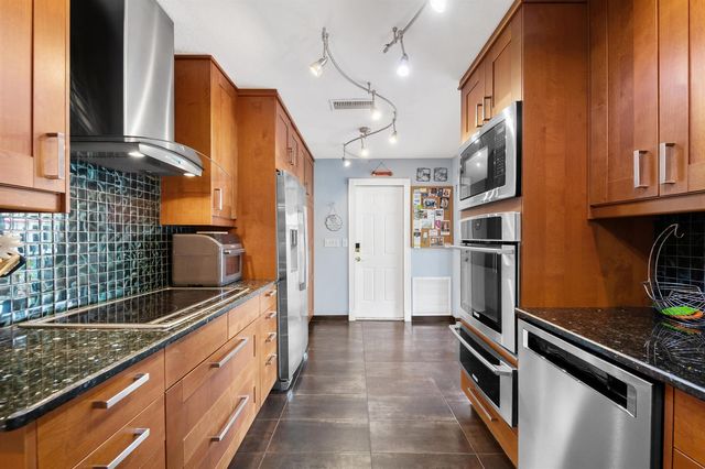 6816 NW 28th Terrace, Fort Lauderdale, FL 33309