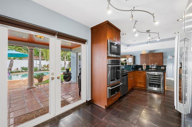 6816 NW 28th Terrace, Fort Lauderdale, FL 33309