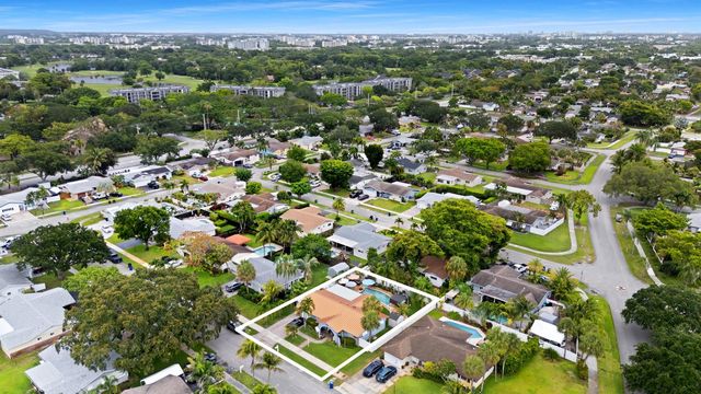 6816 NW 28th Terrace, Fort Lauderdale, FL 33309