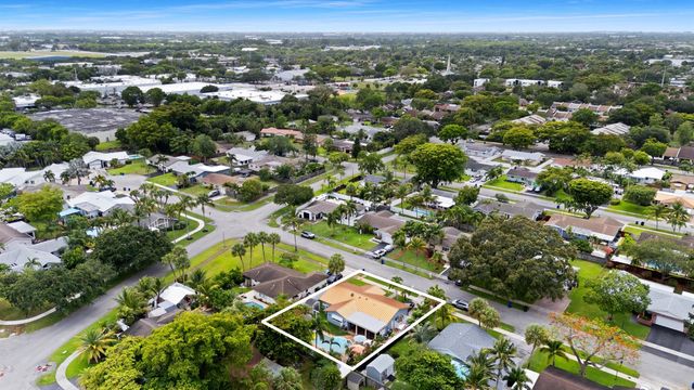6816 NW 28th Terrace, Fort Lauderdale, FL 33309