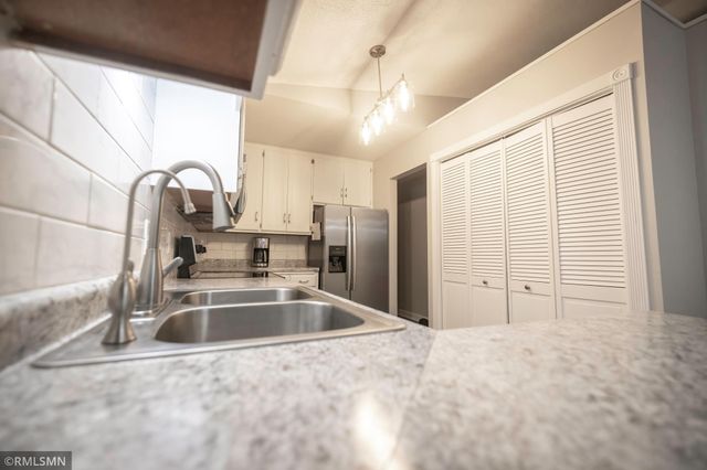 5107 148th Street W, Apple Valley, MN 55124