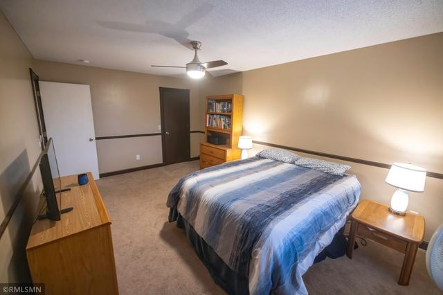5107 148th Street W, Apple Valley, MN 55124