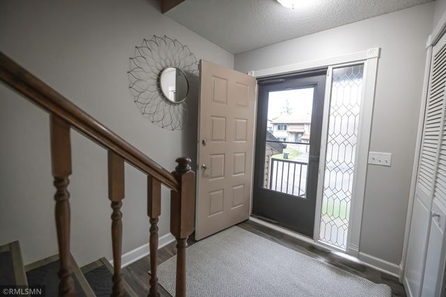 5107 148th Street W, Apple Valley, MN 55124
