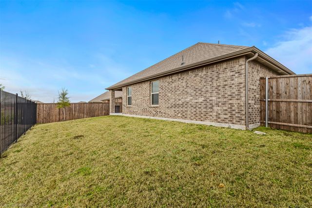 734 Fort Lane, Fate, TX 75189