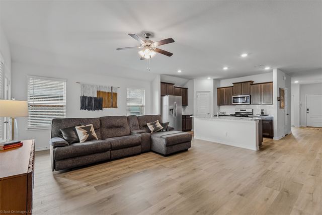 734 Fort Lane, Fate, TX 75189