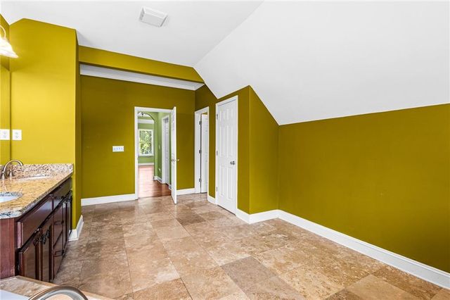 209 Kingscastle Drive, Ellenwood, GA 30294