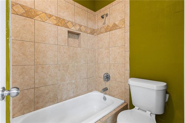 209 Kingscastle Drive, Ellenwood, GA 30294