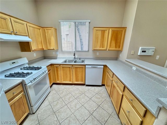 9172 Long Island Street, Las Vegas, NV 89123