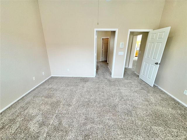 9172 Long Island Street, Las Vegas, NV 89123