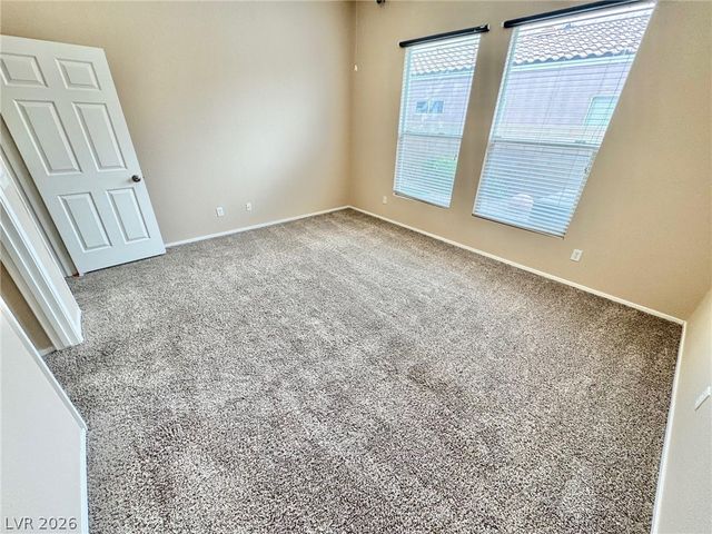9172 Long Island Street, Las Vegas, NV 89123